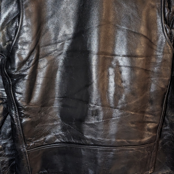 Leather Shop Classic Black Leather motorcycle Jacket. 1979 - Picture 5 of 15
